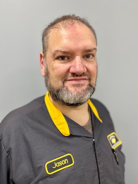 Staff member Jason Jones from ID_f829be0ffdf0