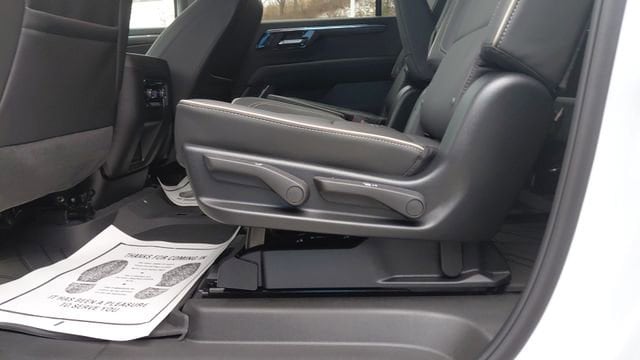 2026 Chevrolet Suburban Premier - Photo 22