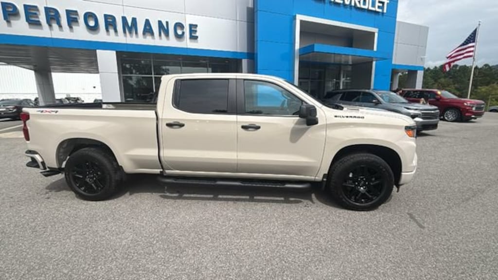 New 2026 Chevrolet Silverado 1500 Custom Truck