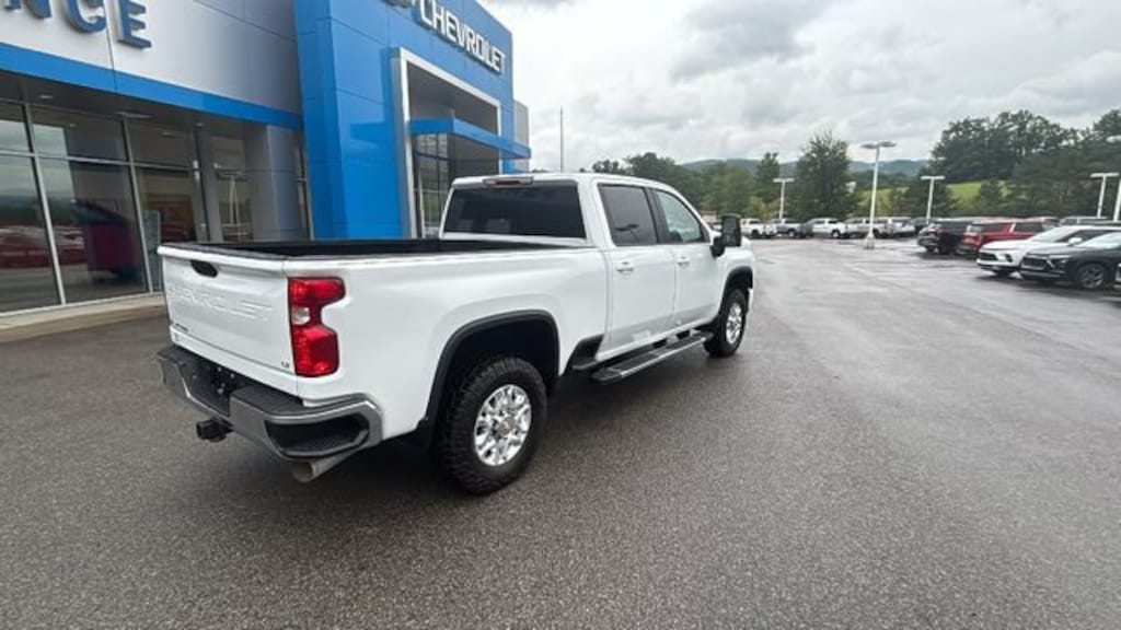 Used 2024 Chevrolet Silverado 2500 HD LT Truck Crew Cab