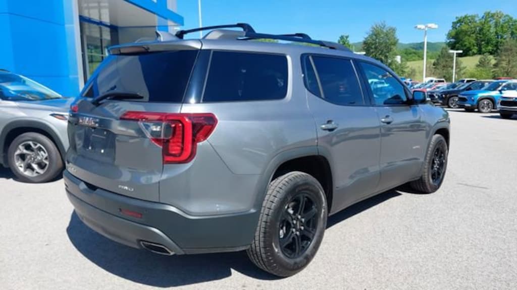 Used 2021 GMC Acadia AT4 SUV