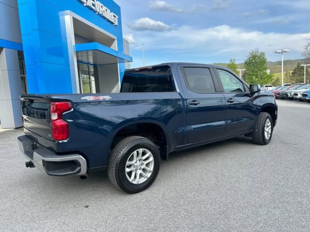 Used 2023 Chevrolet Silverado 1500 LT (2FL) Truck Crew Cab