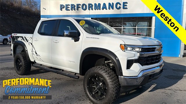 2025 Chevrolet Silverado 1500 LT's photo