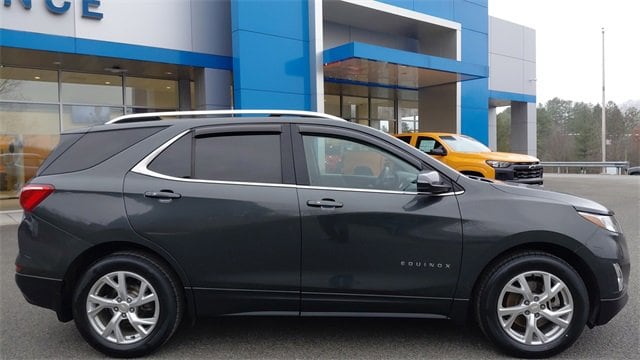 Used 2019 Chevrolet Equinox LT with VIN 3GNAXVEX9KS658728 for sale in Elkins, WV