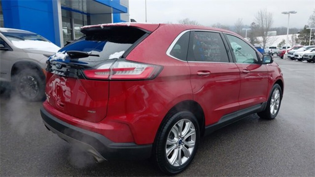 Used 2022 Ford Edge Titanium SUV