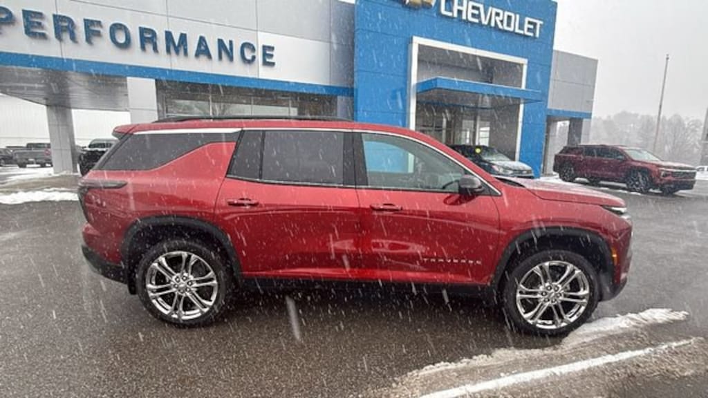 New 2026 Chevrolet Traverse LT SUV