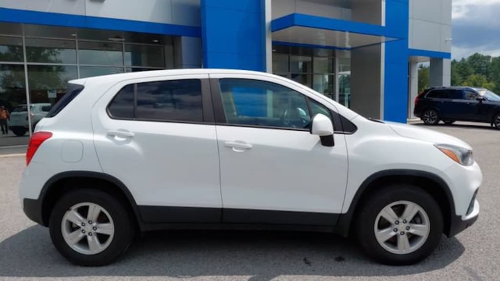 Used 2021 Chevrolet Trax LS SUV
