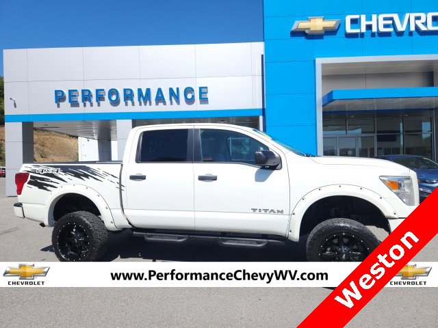 Used 2022 Nissan Titan SV with VIN 1N6AA1ED3NN101057 for sale in Elkins, WV