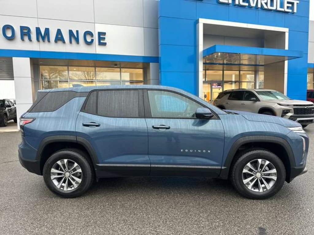 New 2026 Chevrolet Equinox LT SUV