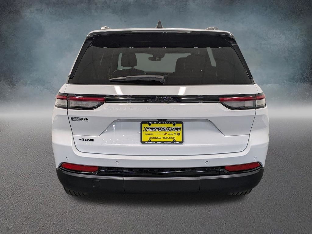 2024 Jeep Grand Cherokee Altitude X photo 4