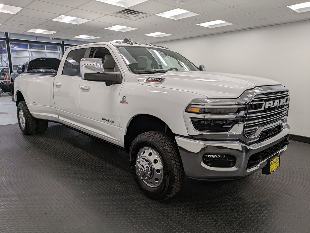 2025 Ram 3500 Laramie photo 3