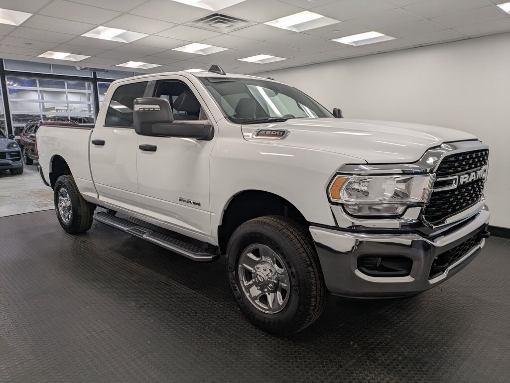 2024 Ram 2500 Big Horn photo 3
