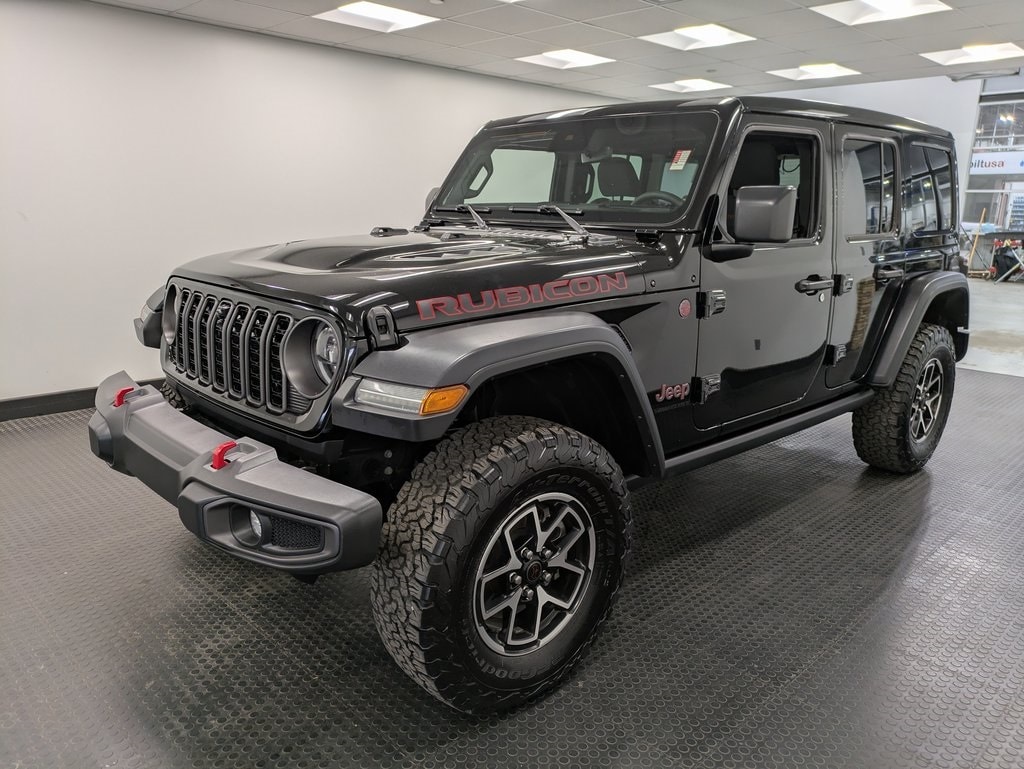 2024 Jeep Wrangler 4-Door Rubicon's photo