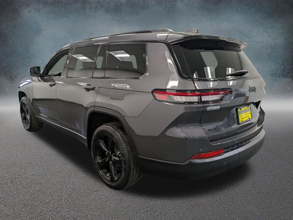 2025 Jeep Grand Cherokee L Limited photo 5