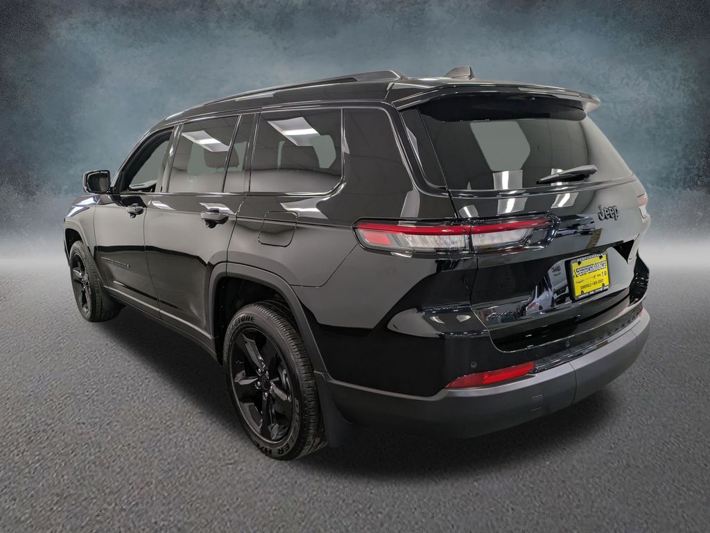 2025 Jeep Grand Cherokee L Altitude X photo 5