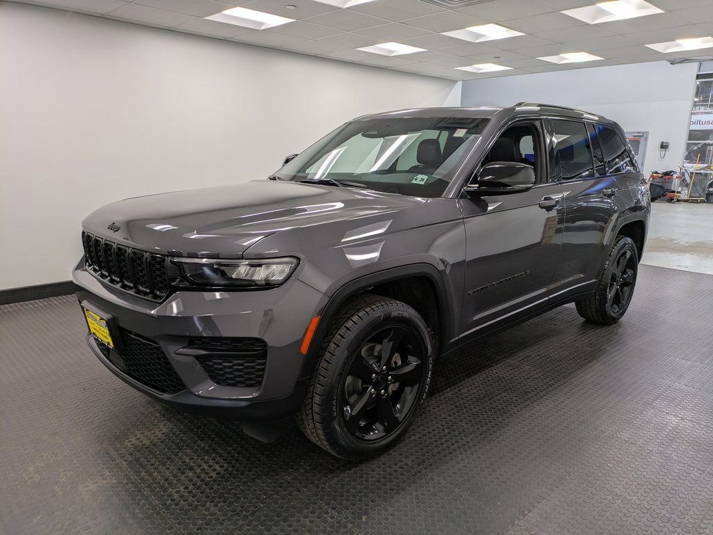 Used 2023 Jeep Grand Cherokee Altitude X SUV