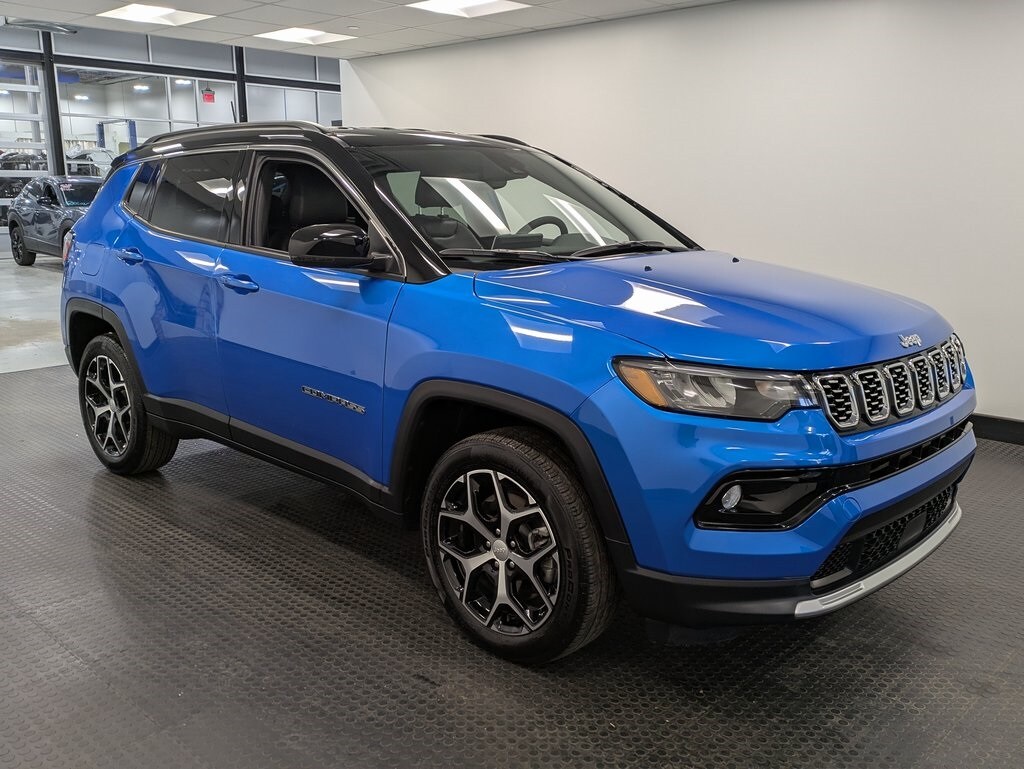 2024 Jeep Compass Limited photo 2