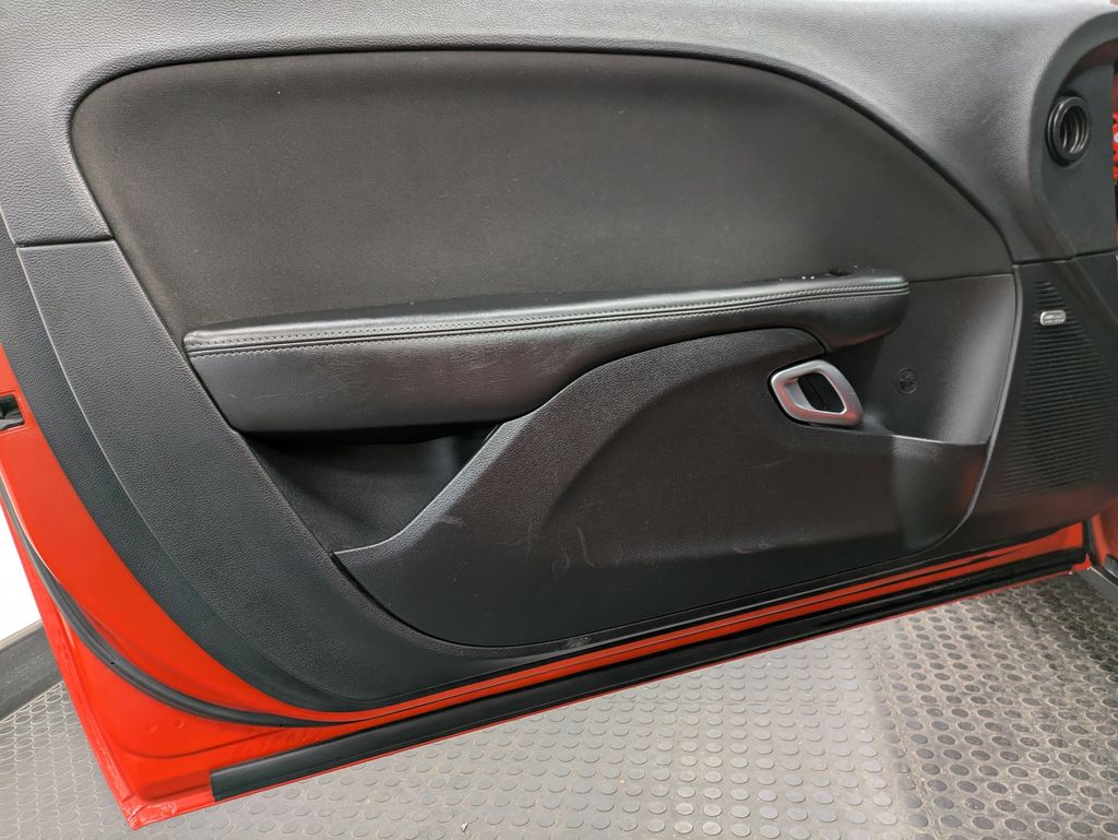 2020 Dodge Challenger R/T photo 3