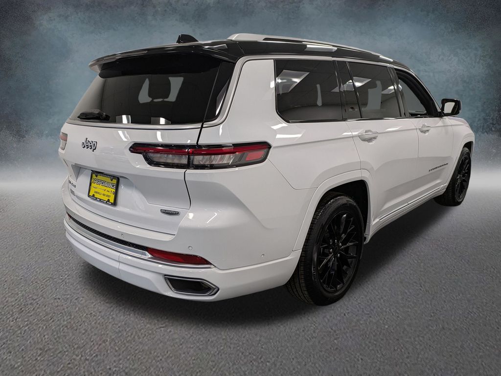 2022 Jeep Grand Cherokee L Summit photo 5