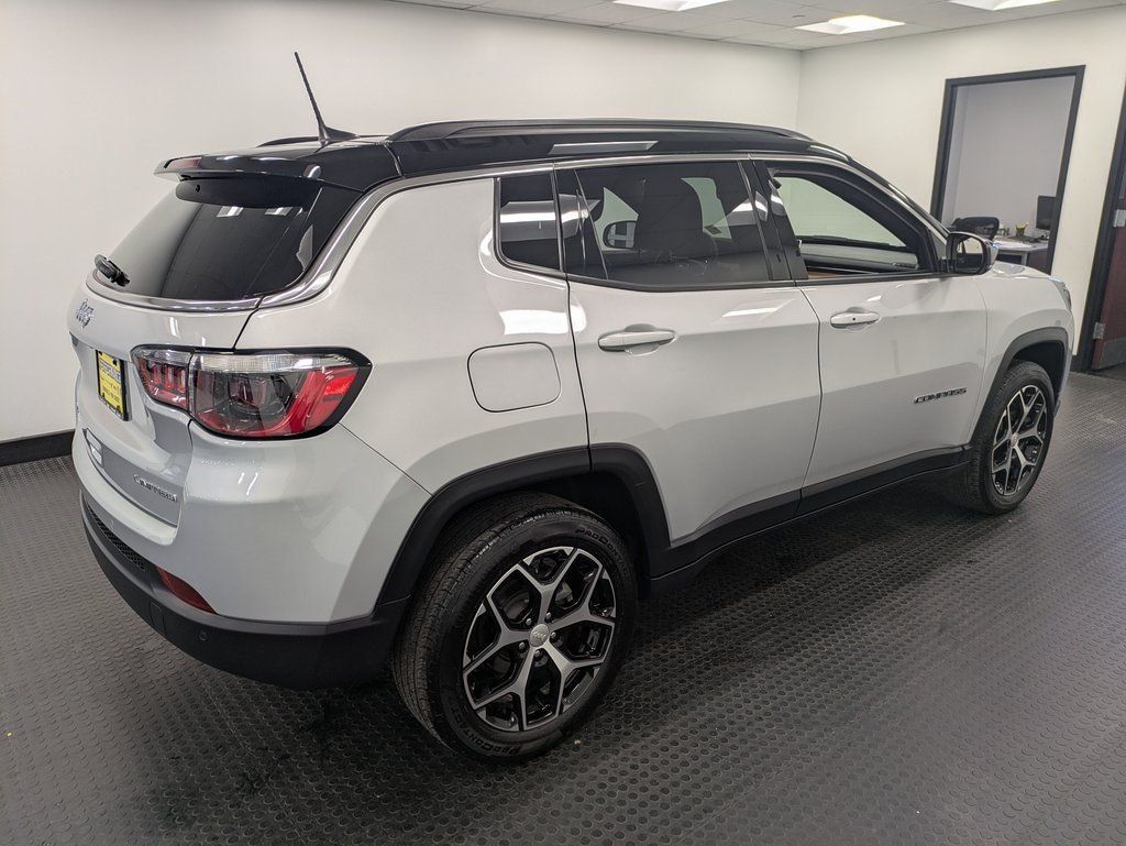 Used 2024 Jeep Compass Limited SUV