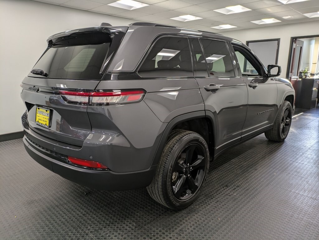 2024 Jeep Grand Cherokee Altitude X photo 4