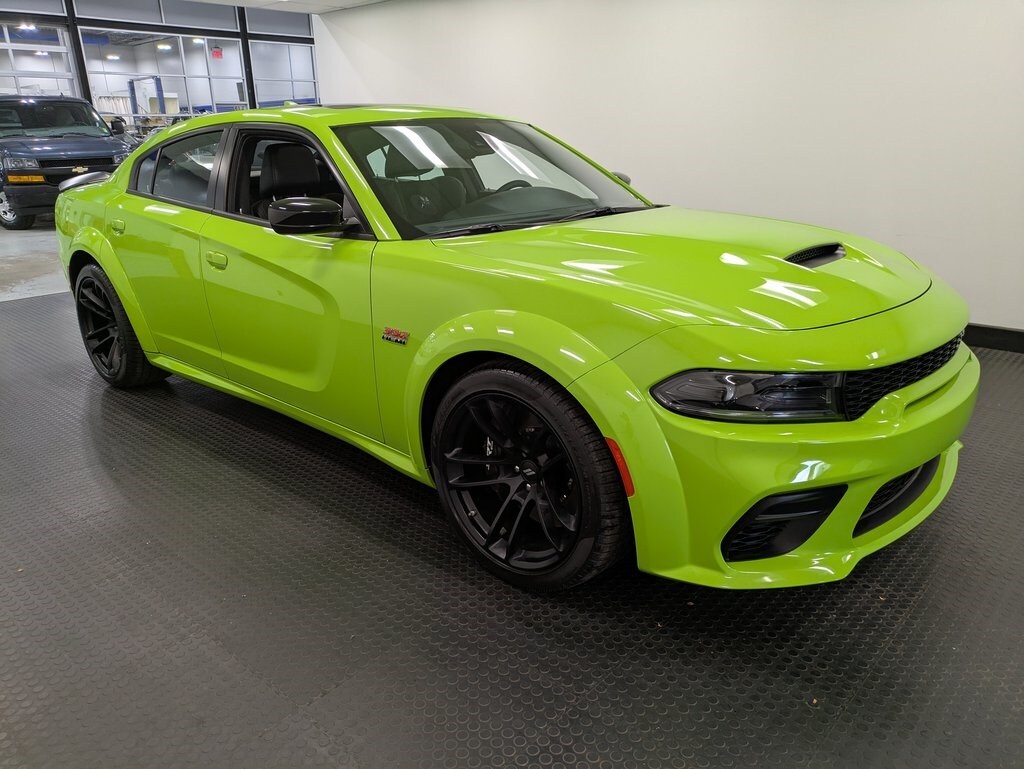 2023 Dodge Charger R/T Scat Pack Widebody photo 3