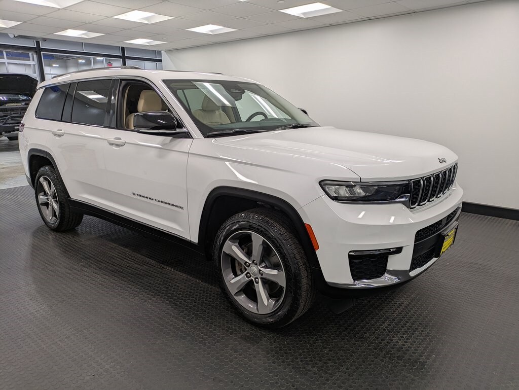 2021 Jeep Grand Cherokee Limited photo 3