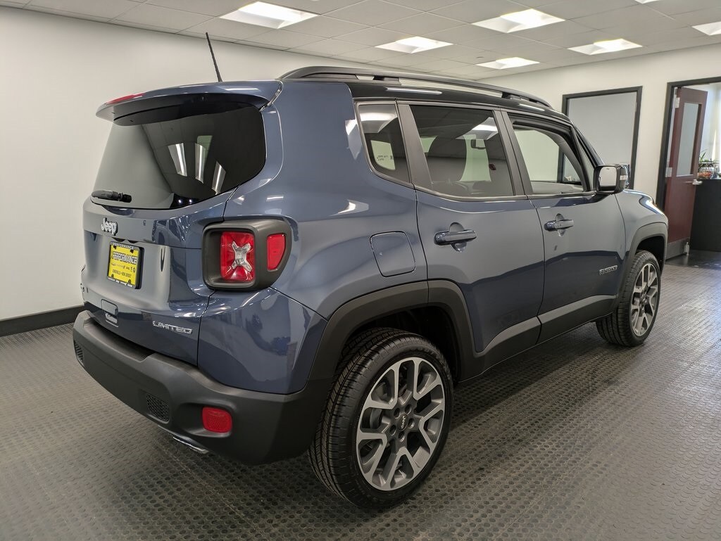 2022 Jeep Renegade Limited photo 4