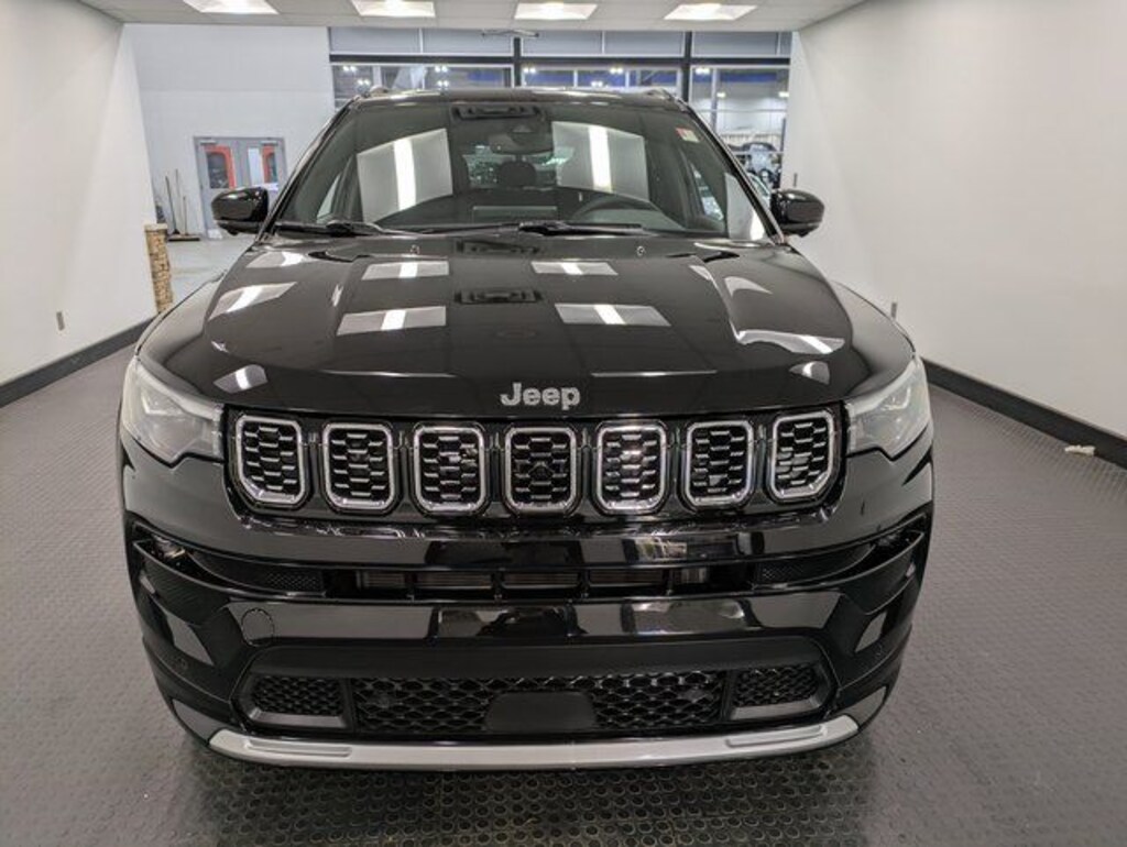Used 2024 Jeep Compass Limited SUV