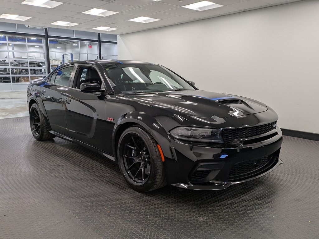 2023 Dodge Charger R/T Scat Pack Widebody photo 3