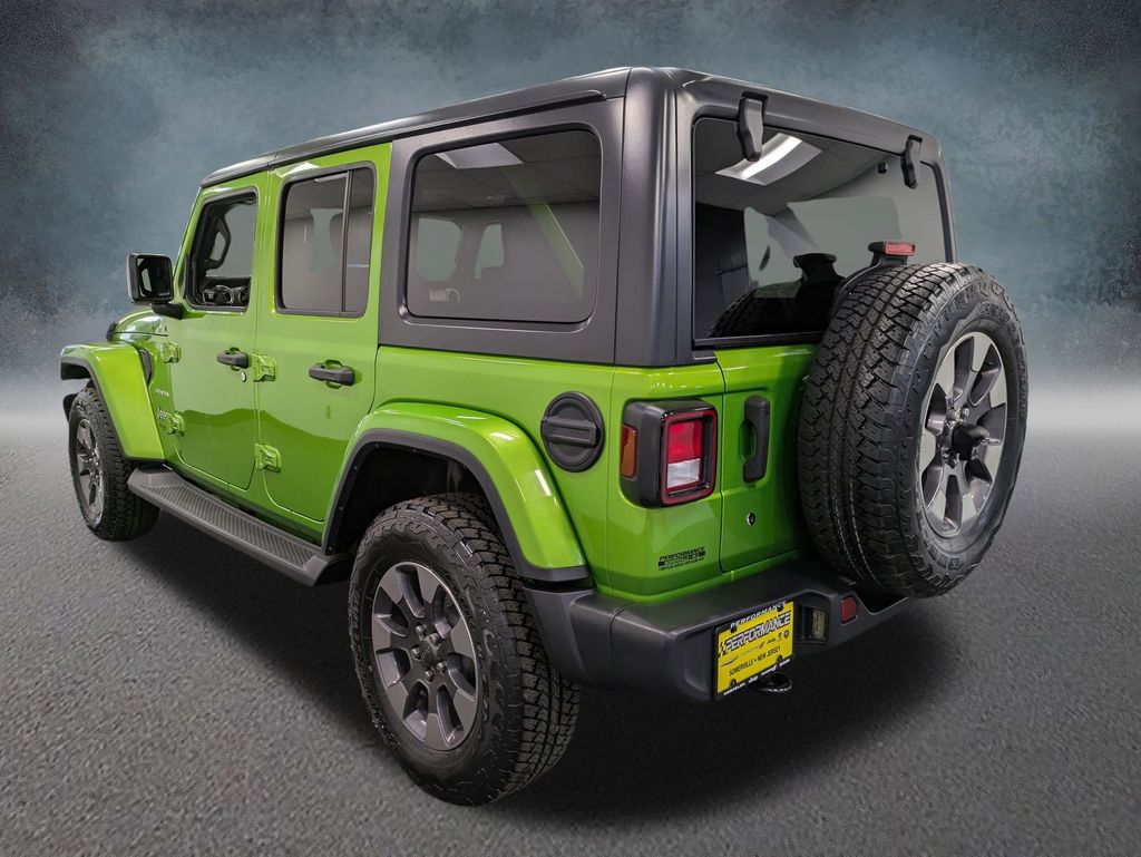 2018 Jeep Wrangler Unlimited Sahara photo 5