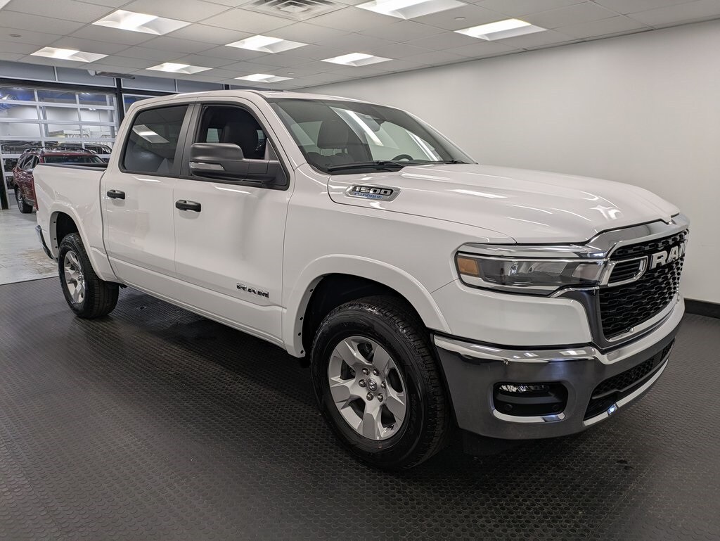 2025 Ram 1500 Lone Star photo 3