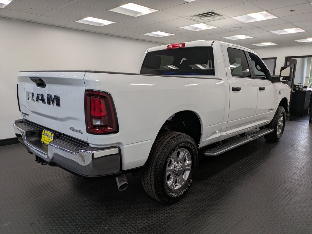 2025 Ram 2500 Big Horn photo 4