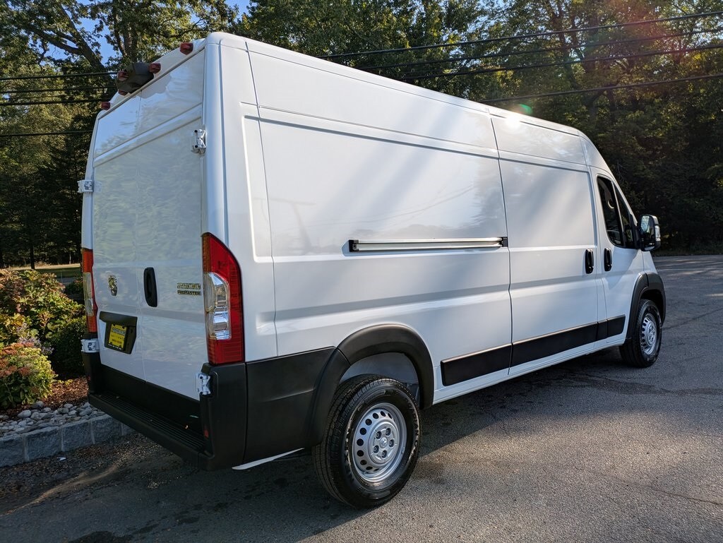 2025 Ram ProMaster 2500 photo 4