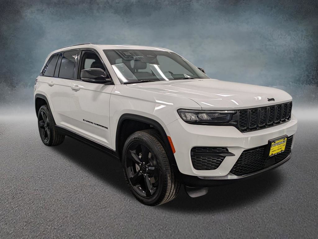 2024 Jeep Grand Cherokee Altitude X photo 2