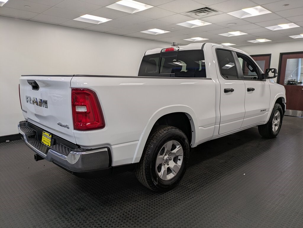 2025 Ram 1500 Big Horn photo 4
