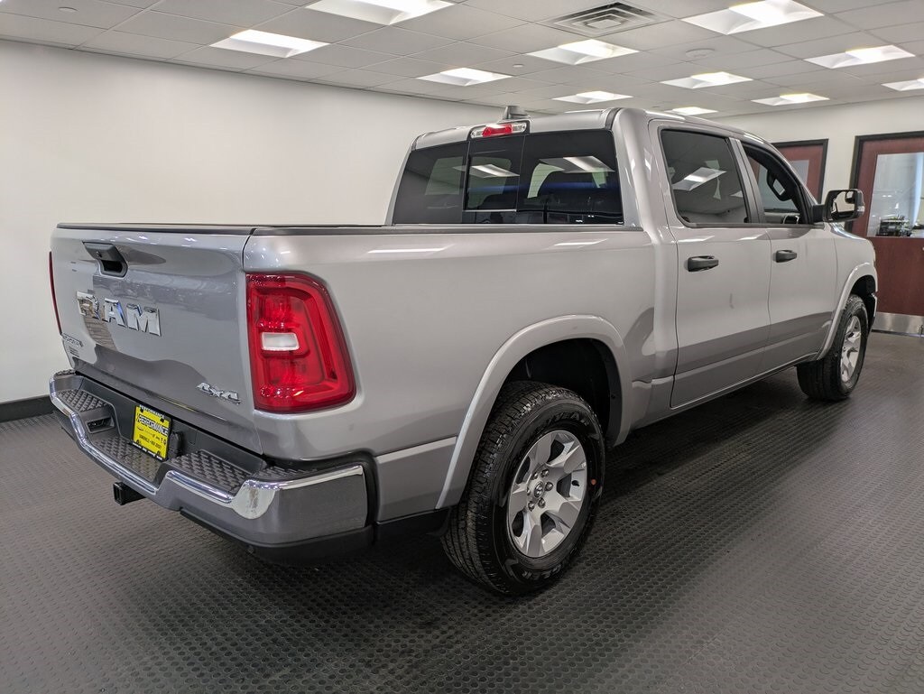 2025 Ram 1500 Big Horn photo 4