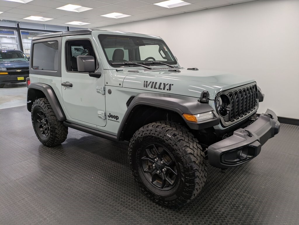 2024 Jeep Wrangler Willys photo 3