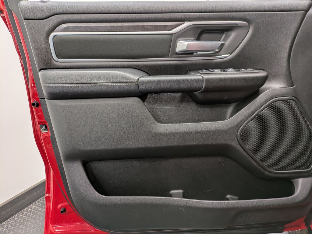 2024 Ram 1500 Big Horn photo 3