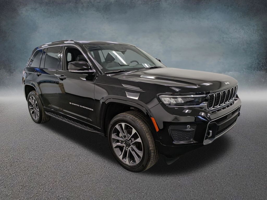 Used 2025 Jeep Grand Cherokee Overland SUV