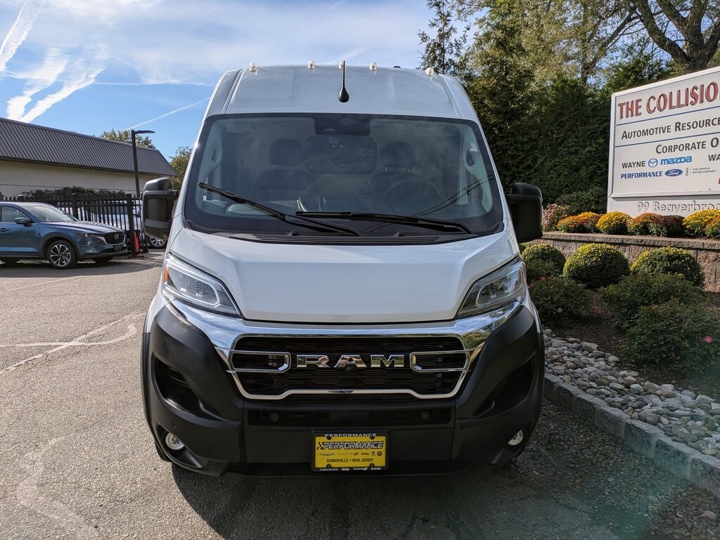 2025 Ram ProMaster 3500 Cargo Van photo 2