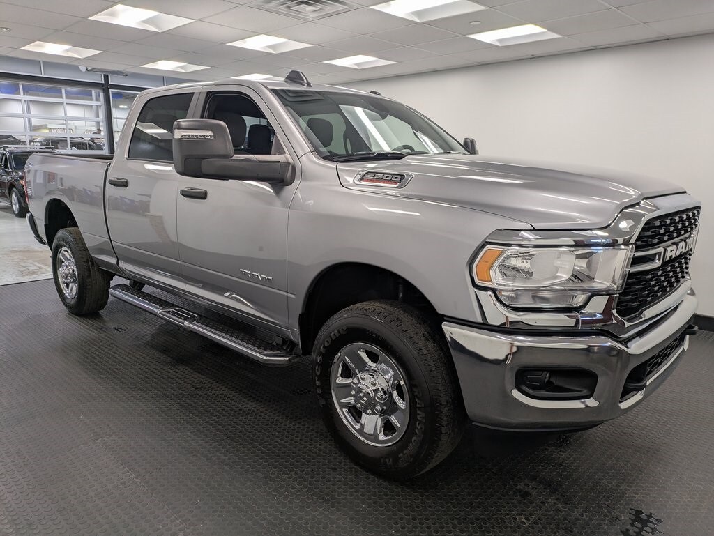 2024 Ram 2500 Big Horn photo 3