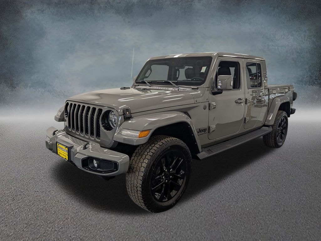 Used 2022 Jeep Gladiator Overland Truck