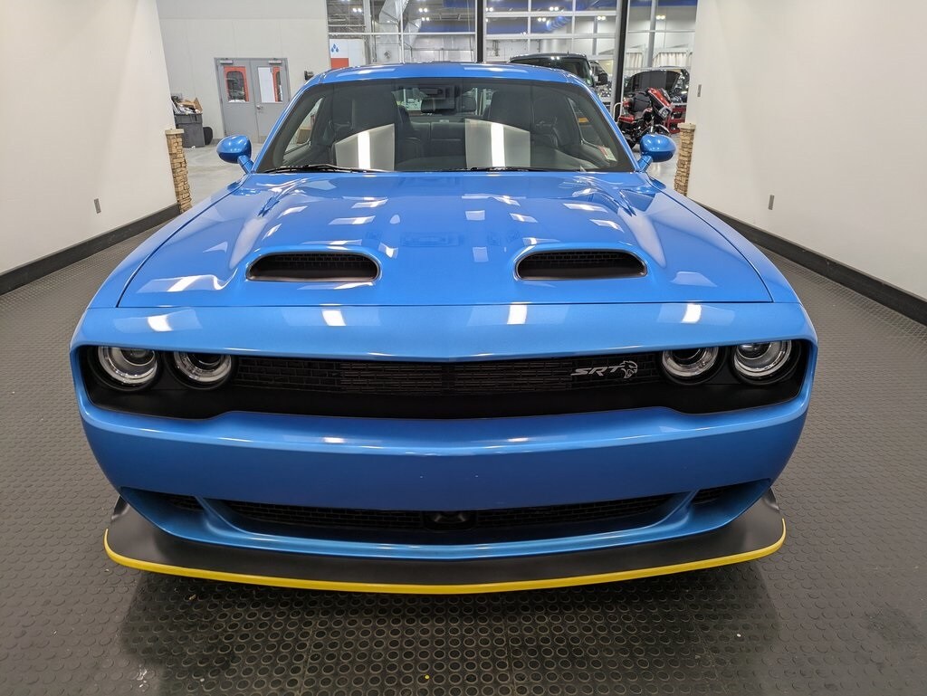 2023 Dodge Challenger SRT8 Hellcat Widebody photo 2