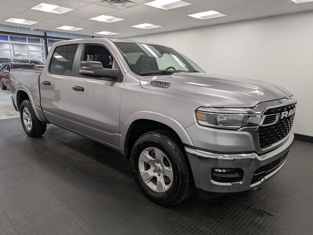2025 Ram 1500 Big Horn photo 3
