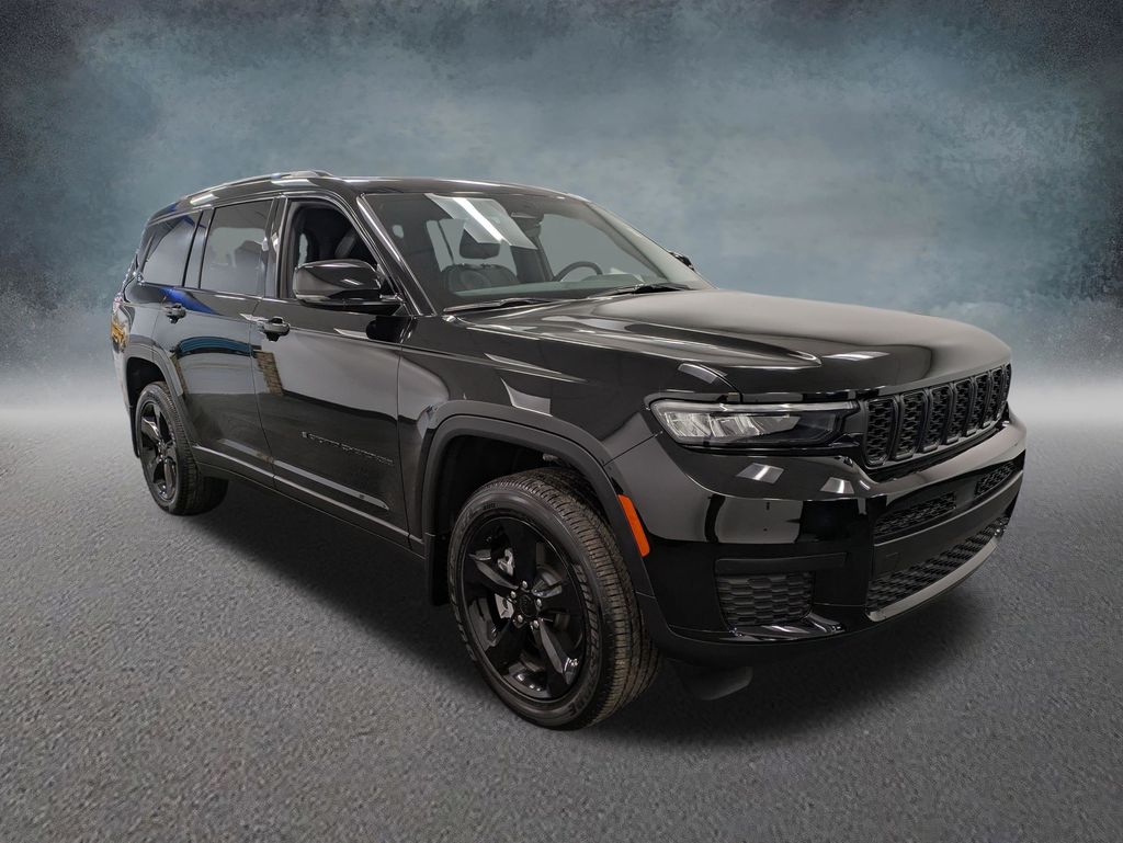 2025 Jeep Grand Cherokee L Altitude X photo 2