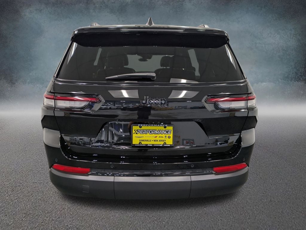 2025 Jeep Grand Cherokee L Altitude X photo 4