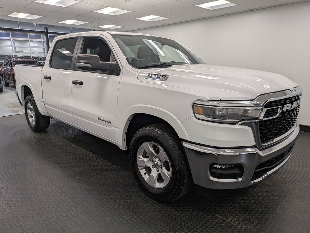 2025 Ram 1500 Lone Star photo 3