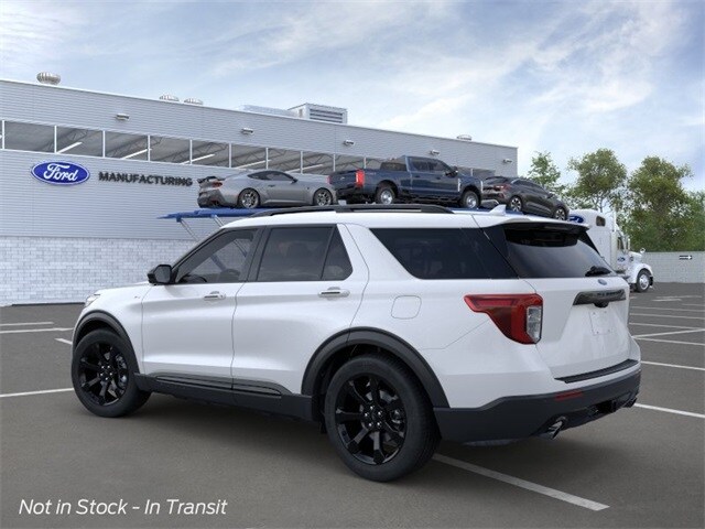 2023 Ford Explorer ST-Line photo 4