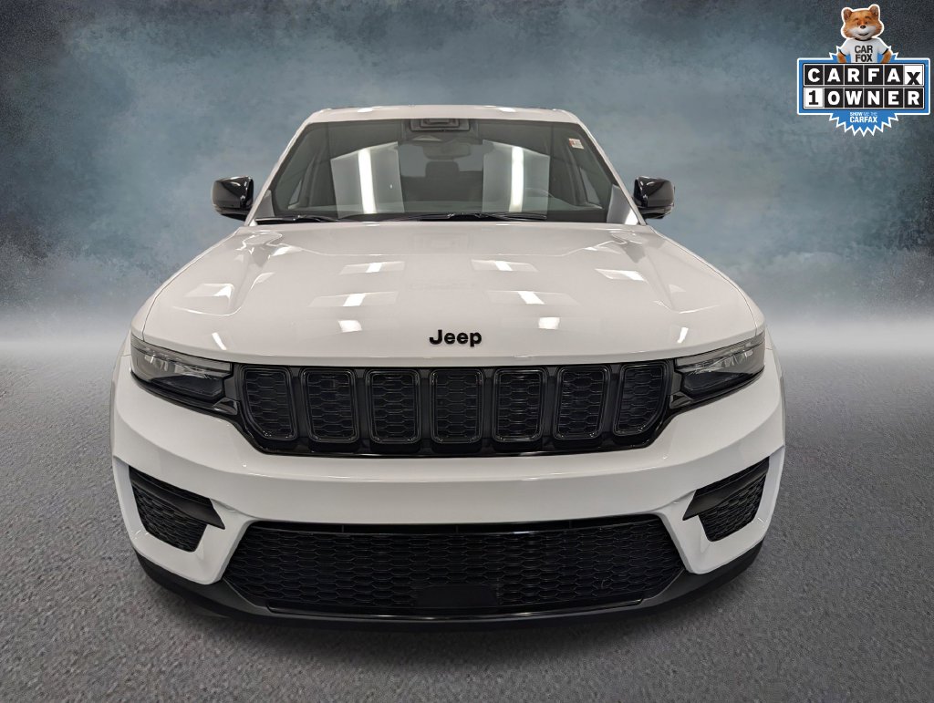 Used 2023 Jeep Grand Cherokee Laredo SUV